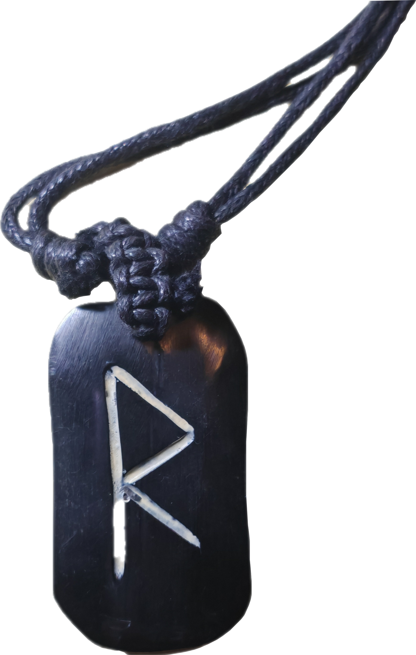Hanger met runeteken met koord als ketting