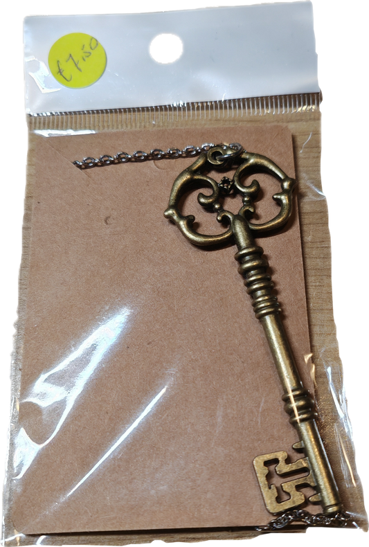 Ketting met een vintage sleutel